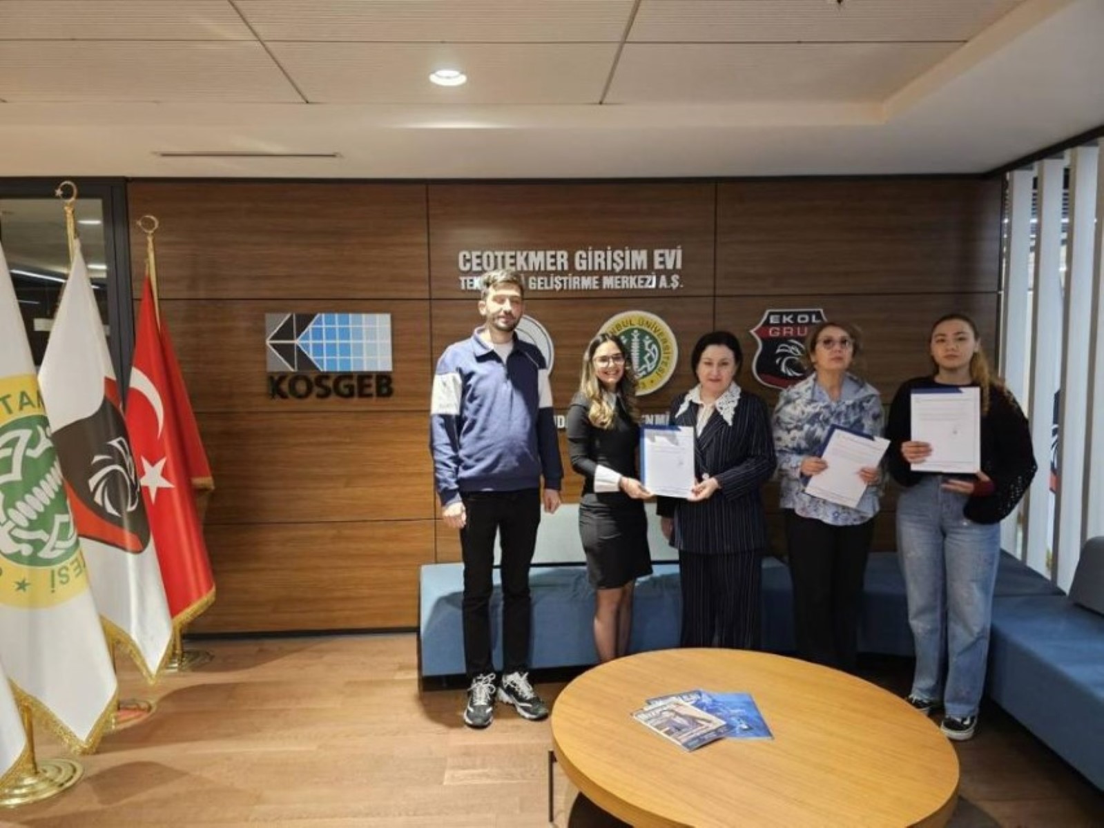 Taşkent Devlet Ulaştırma Üniversitesi Heyetinden CEOTEKMER’e Ziyaret